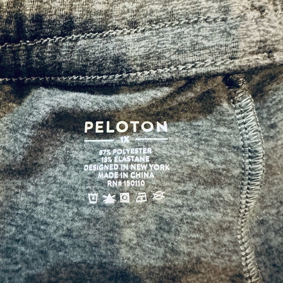 Peloton loose fit pants - Picture 6 of 8